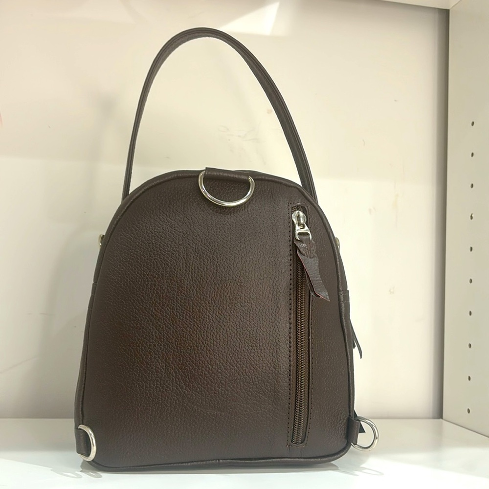 leather backpack - Picture 4 of 6